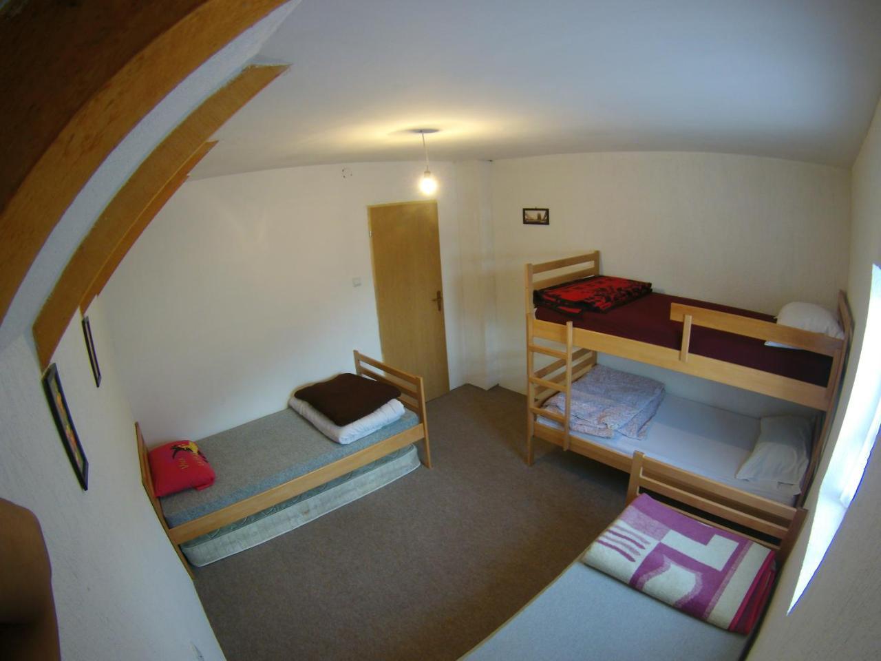 Guesthouse Letnja Basta Gornji Lukomir Buitenkant foto